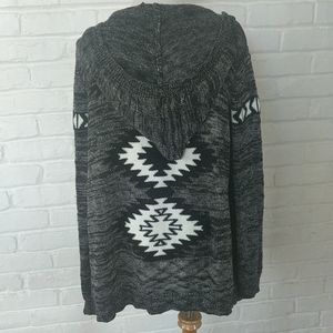 Tribal pattern knit hoodie